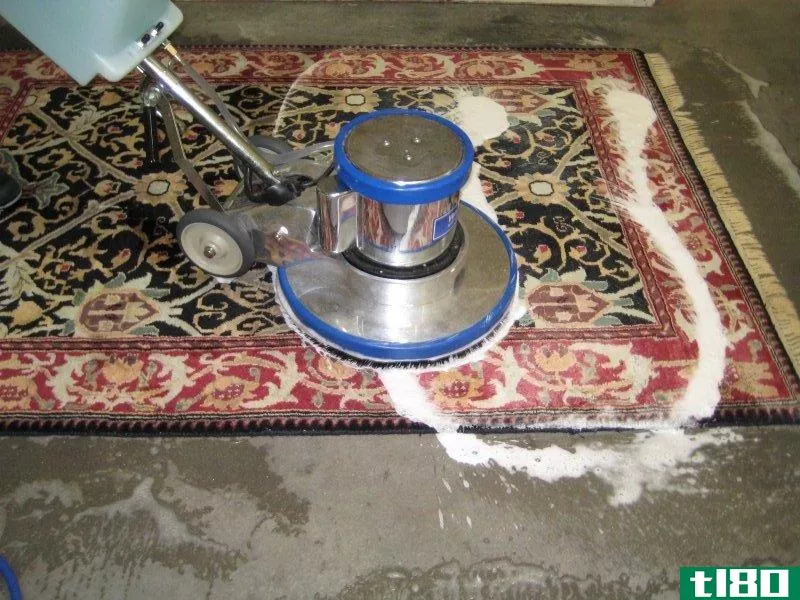 蒸汽清洗(steam cleaning)和地毯洗发水(carpet shampooing)的区别