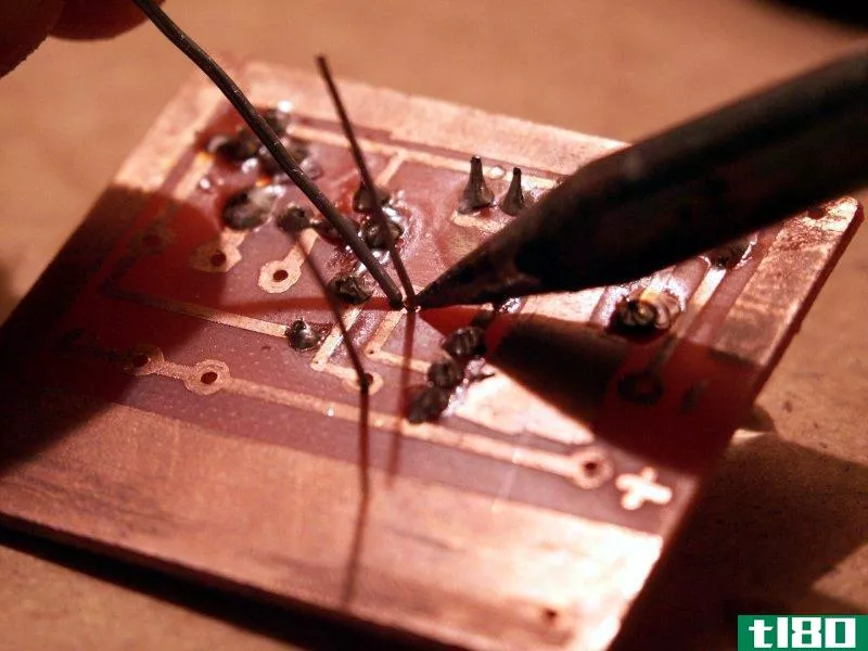 焊接(soldering)和钎焊(brazing)的区别