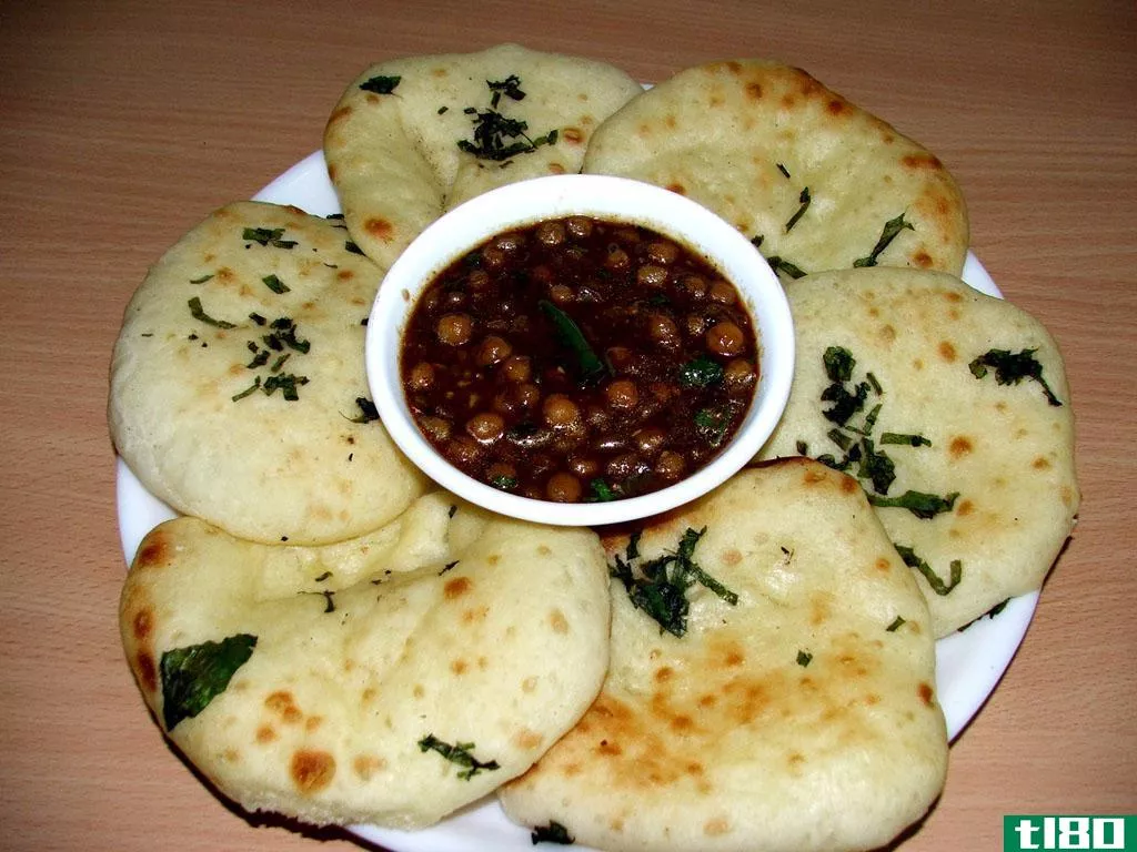 印度薄饼(naan)和库尔查(kulcha)的区别