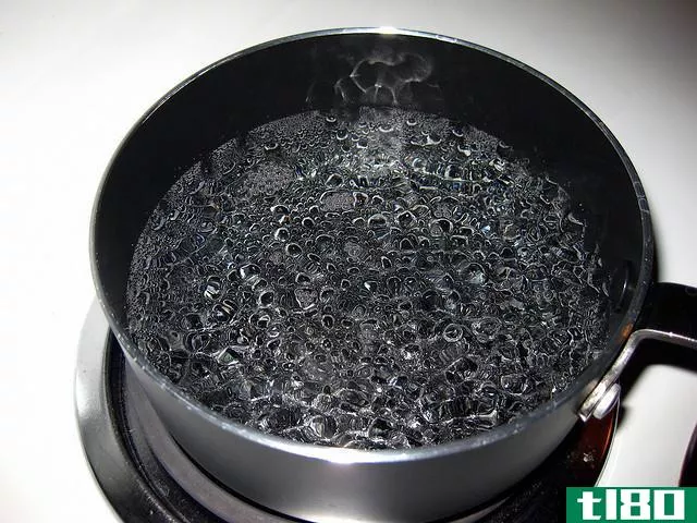 蒸发(evaporation)和沸腾(boiling)的区别