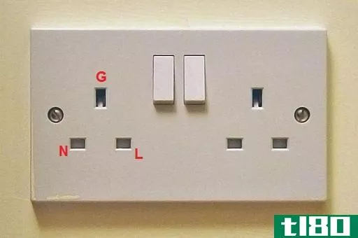 Difference Between Neutral and Ground - UK_Plug