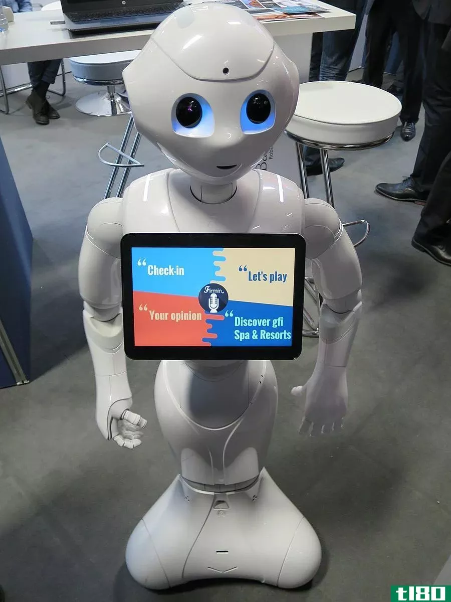 仿人机器人(humanoid robot)和安卓(android)的区别